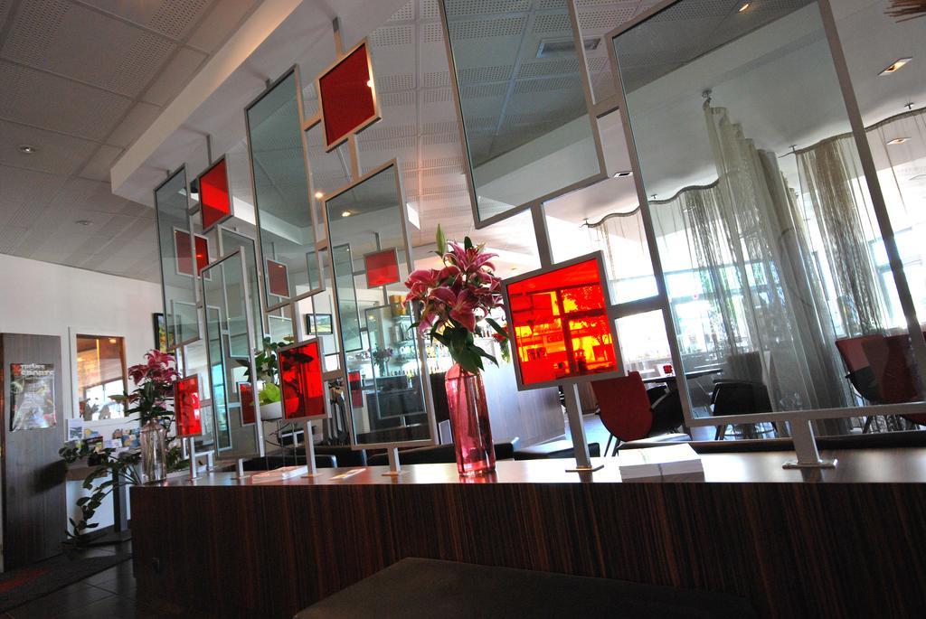 Hotel De Loire Et Restaurant Les Bateliers Trélazé Zewnętrze zdjęcie